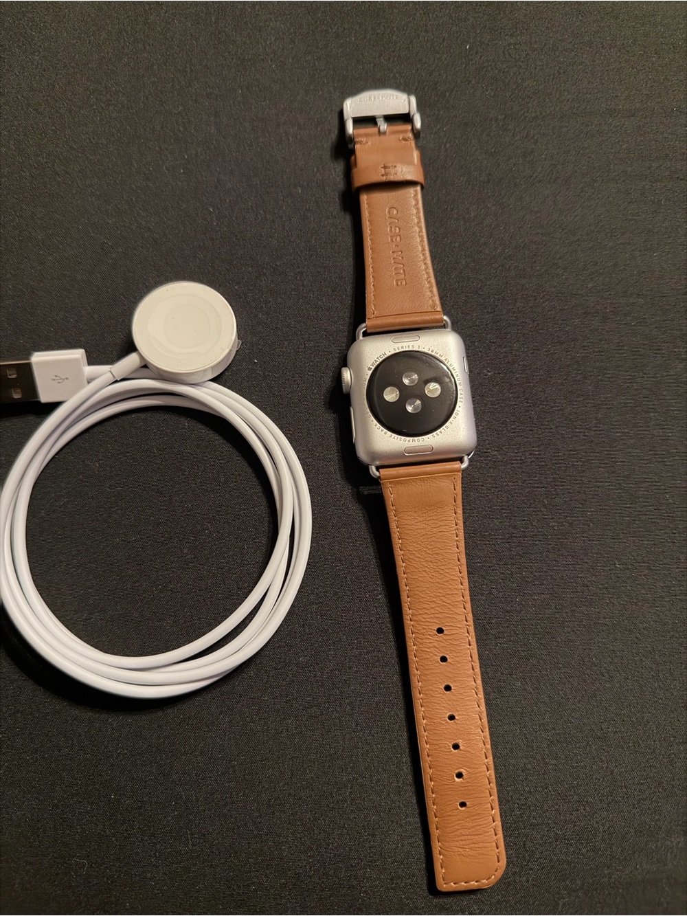 Apple Watch Series 3 silver 38MM - Picture 3 of 6